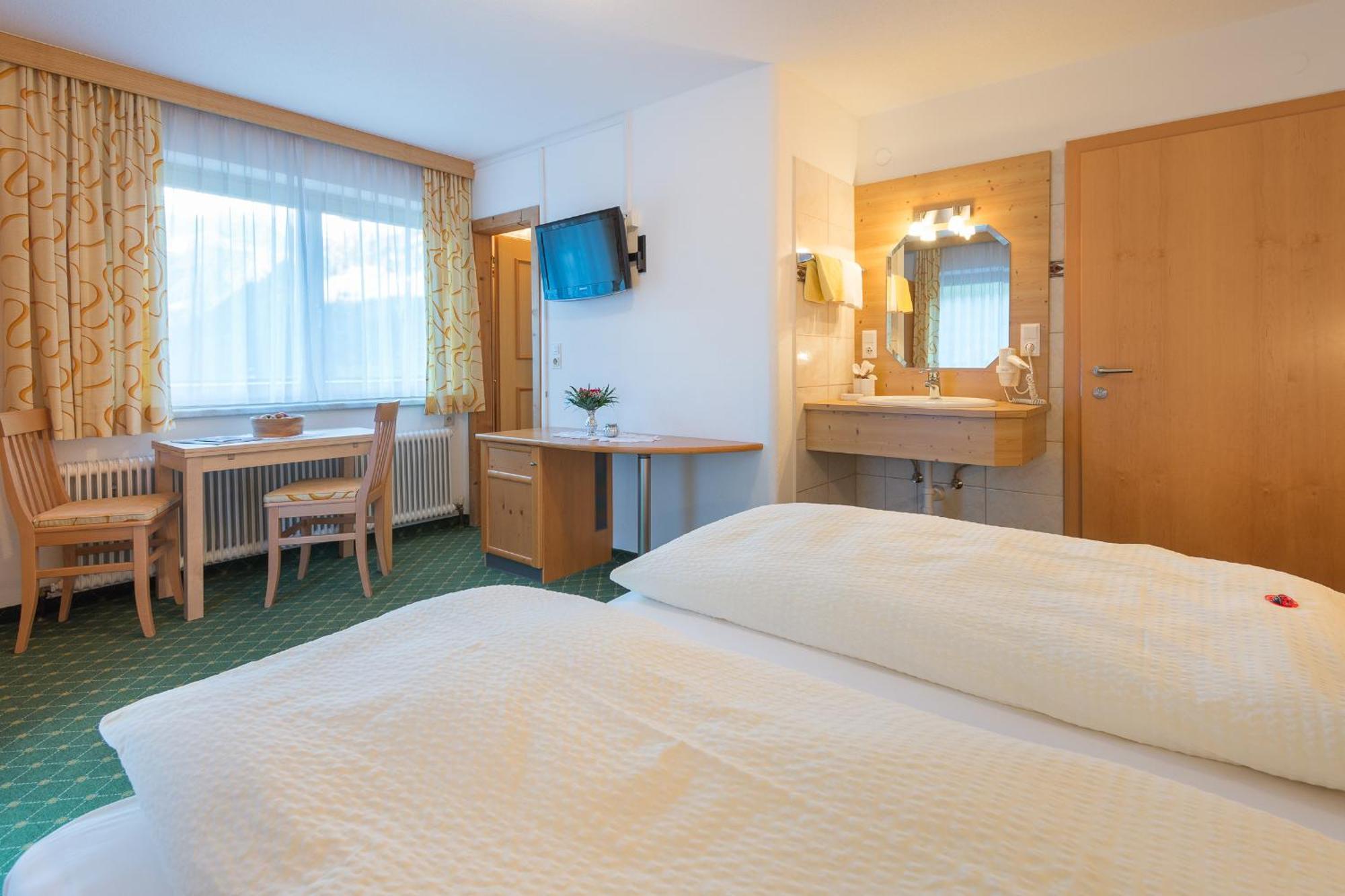 Hotel Haus Fernblick Neustift im Stubaital Pokoj fotografie
